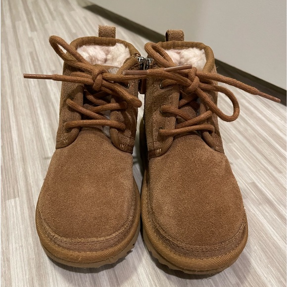 Neumel II UGG Boot - Picture 7 of 11